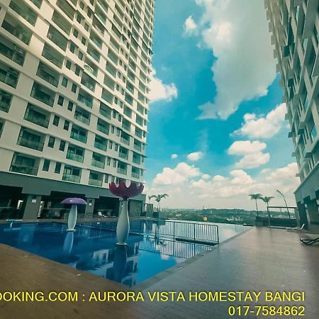 Aurora Vista Homestay Bangi At Vista Bangi With Wifi Netflix Gym Sauna Coway Swimming Pool-River View กาจัง ภายนอก รูปภาพ