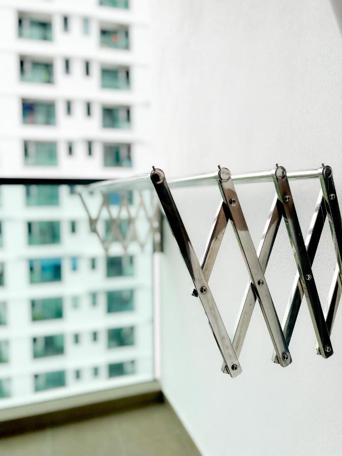 Aurora Vista Homestay Bangi At Vista Bangi With Wifi Netflix Gym Sauna Coway Swimming Pool-River View กาจัง ภายนอก รูปภาพ
