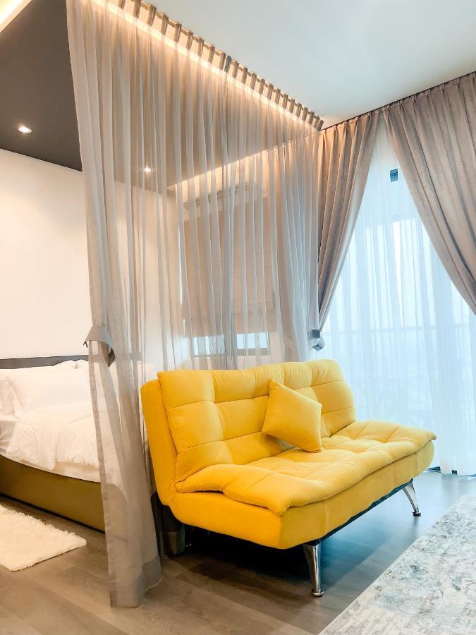 Aurora Vista Homestay Bangi At Vista Bangi With Wifi Netflix Gym Sauna Coway Swimming Pool-River View กาจัง ภายนอก รูปภาพ